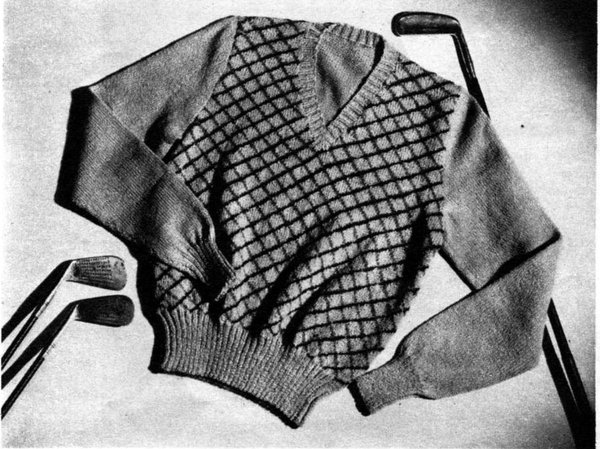 The Newsreel Pullover: photograph of the original 1940s design