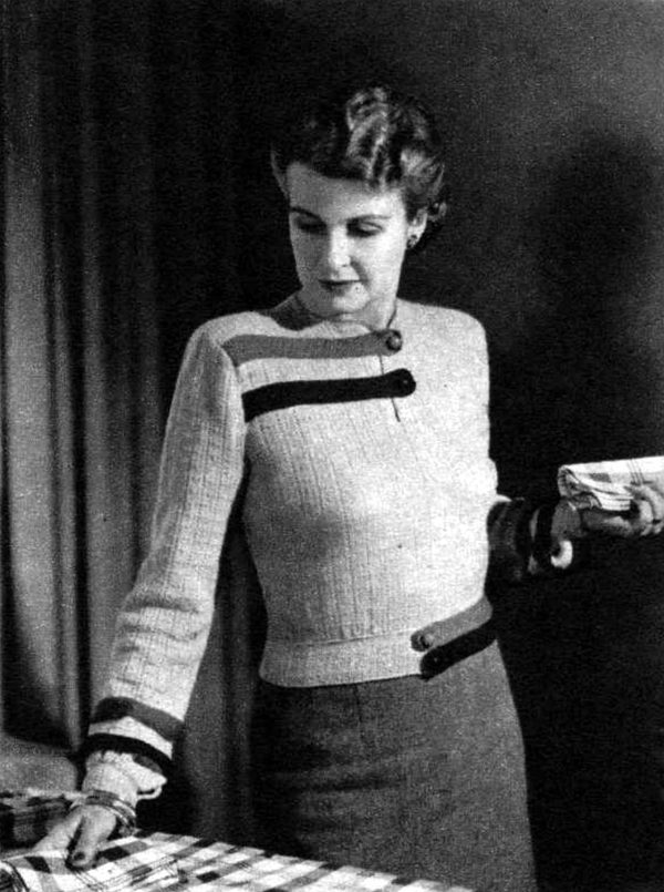 The Regatta Sweater, an original 1940s knitting pattern